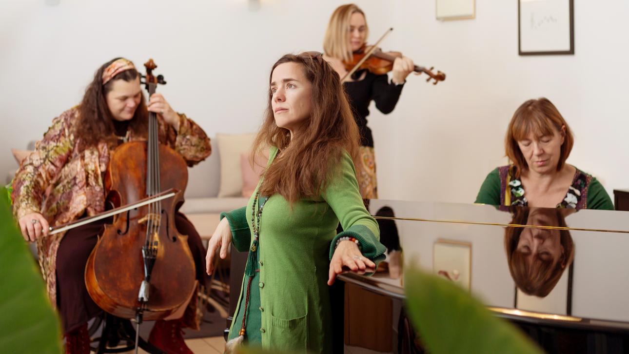 Susanne Sommer und ihre Band Sunnadl